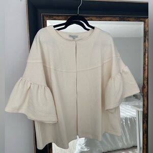 SEE & BE SEEN Textured Cream Cape with Flared Sleeves
